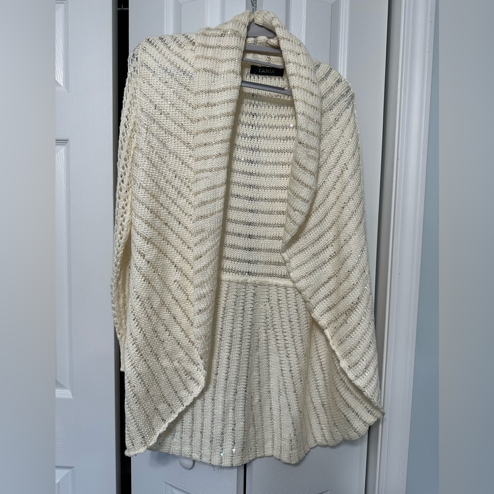 Stylish off white sequins cardigan!